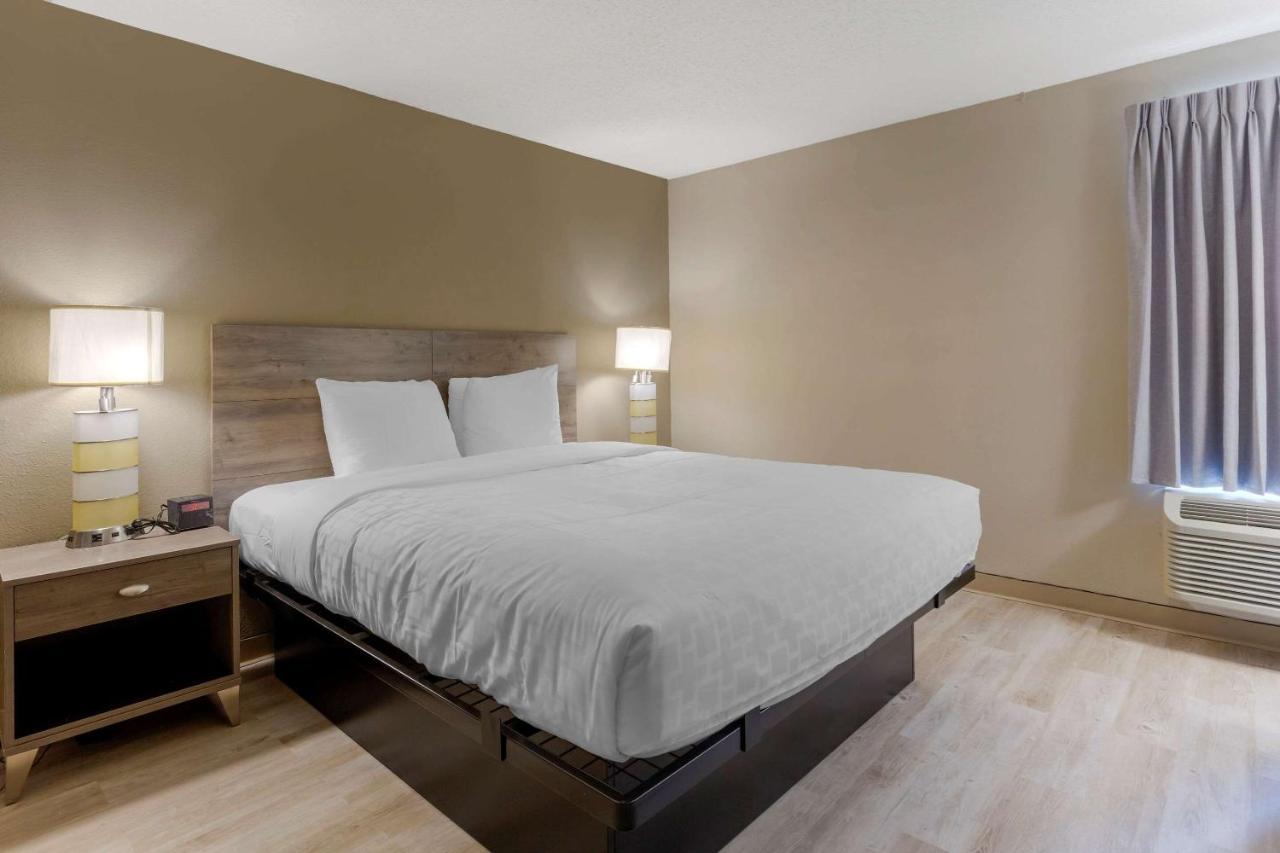 Suburban Extended Stay Hotel Raleigh Exterior foto